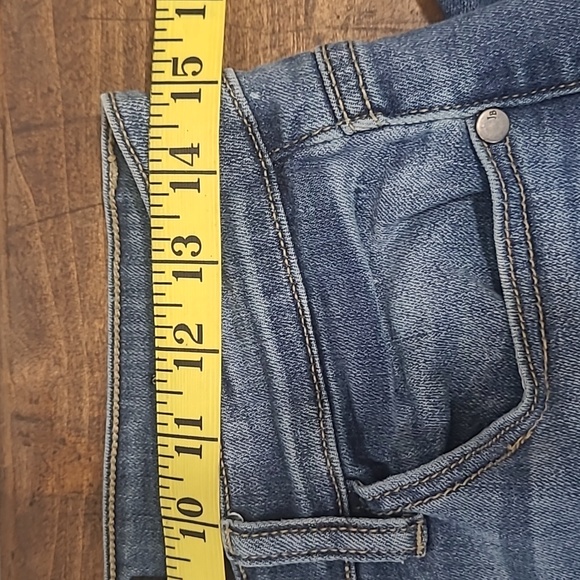 Judy Blue Distressed Mid Rise Straight Leg Cropped Denim Jean Women's sz 9/29 - Picture 10 of 12